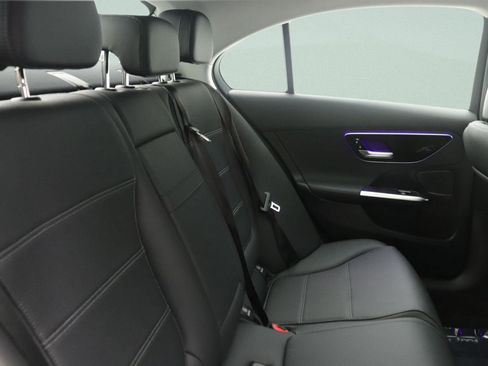 New 2026 Mercedes-Benz C 300 4MATIC Sedan image 8