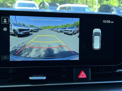 New 2026 Kia Carnival EX FWD image 32