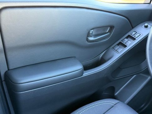 New 2026 Nissan Frontier SV AWD/4WD image 28