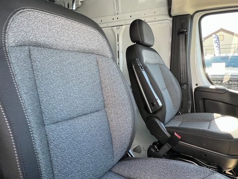 New 2026 RAM ProMaster 2500 w/ Convenience Group image 12