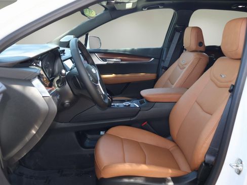 New 2025 Cadillac XT5 Premium Luxury w/ Technology Package image 12