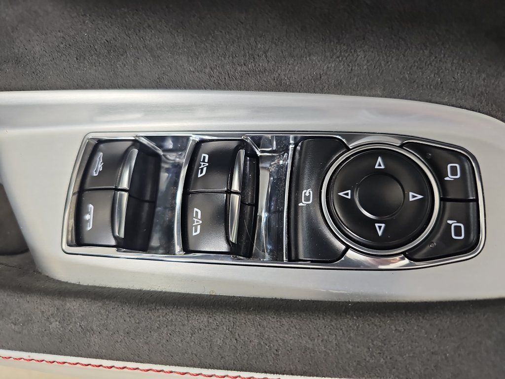 Certified 2023 Chevrolet Corvette Stingray Premium Conv w/ Z51 Performance Package RWD image 31