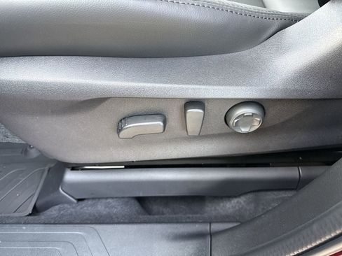 New 2026 Subaru Ascent Bronze Edition image 10