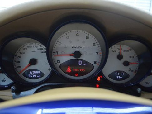 Used 2020 Mercedes-Benz GLC 300 4MATIC image 48