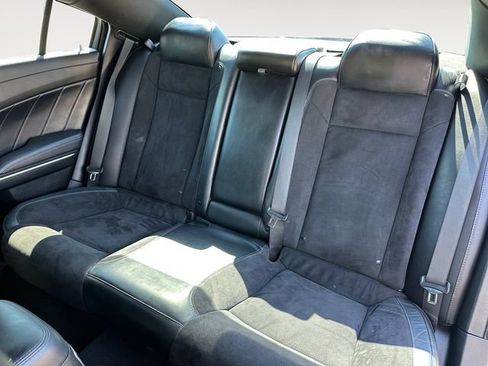 Used 2022 Dodge Charger R/T w/ Plus Group RWD image 13