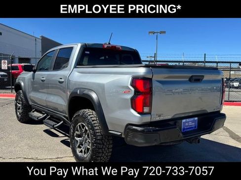 Used 2025 Chevrolet Colorado ZR2 w/ Technology Package AWD/4WD image 3
