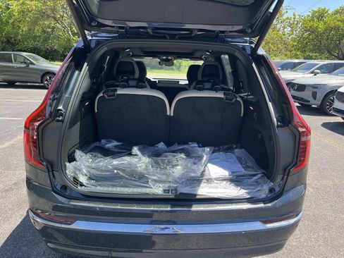 New 2026 Volvo XC90 T8 Ultra w/ Protection Package Premier AWD/4WD image 12
