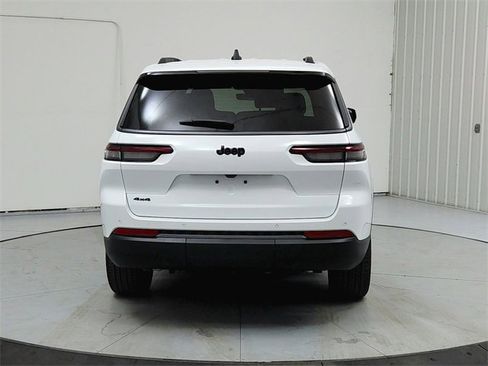 New 2026 Jeep Grand Cherokee L Limited image 6