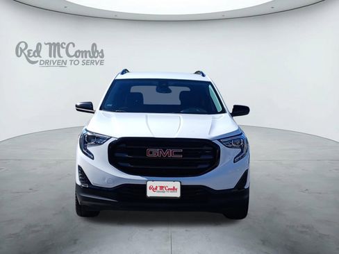 Used 2021 GMC Terrain SLE w/ Elevation Edition image 8