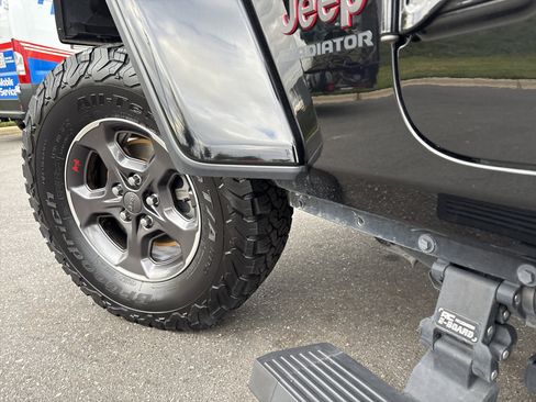 Certified 2020 Jeep Gladiator Rubicon image 12