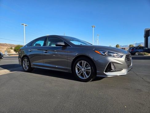 Used 2018 Hyundai Sonata Limited w/ Limited Ultimate Package 03 image 2