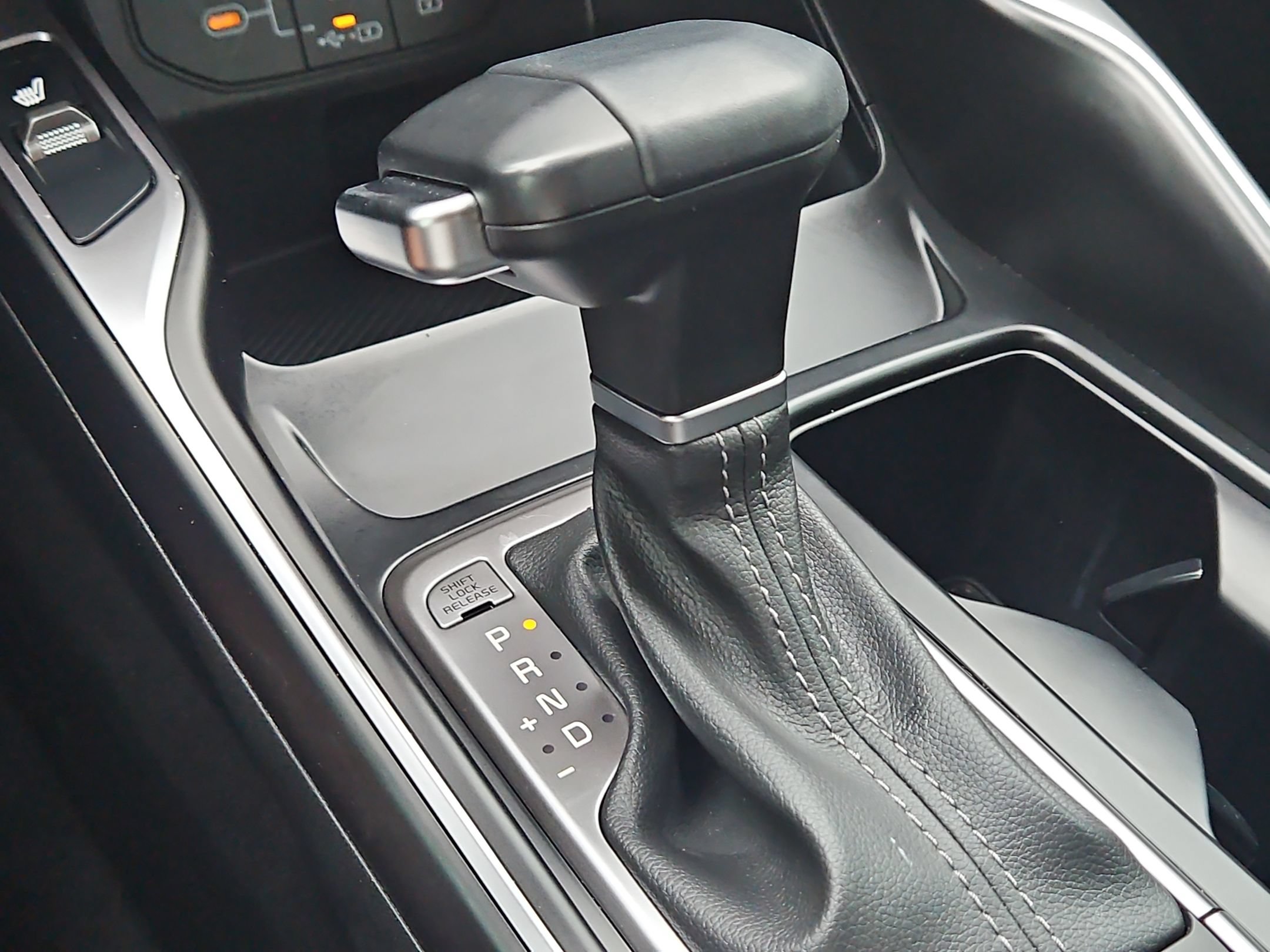 Used 2025 Kia Sorento S w/ Panoramic Sunroof Package FWD image 34