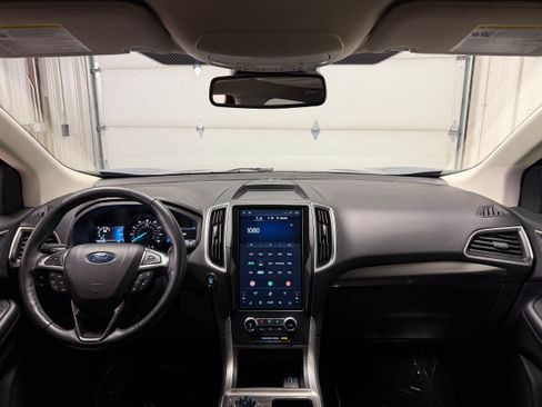 Certified 2024 Ford Edge SEL AWD/4WD image 4