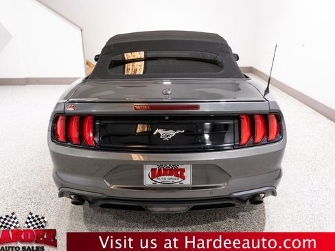 Used 2018 Ford Mustang Premium RWD image 7