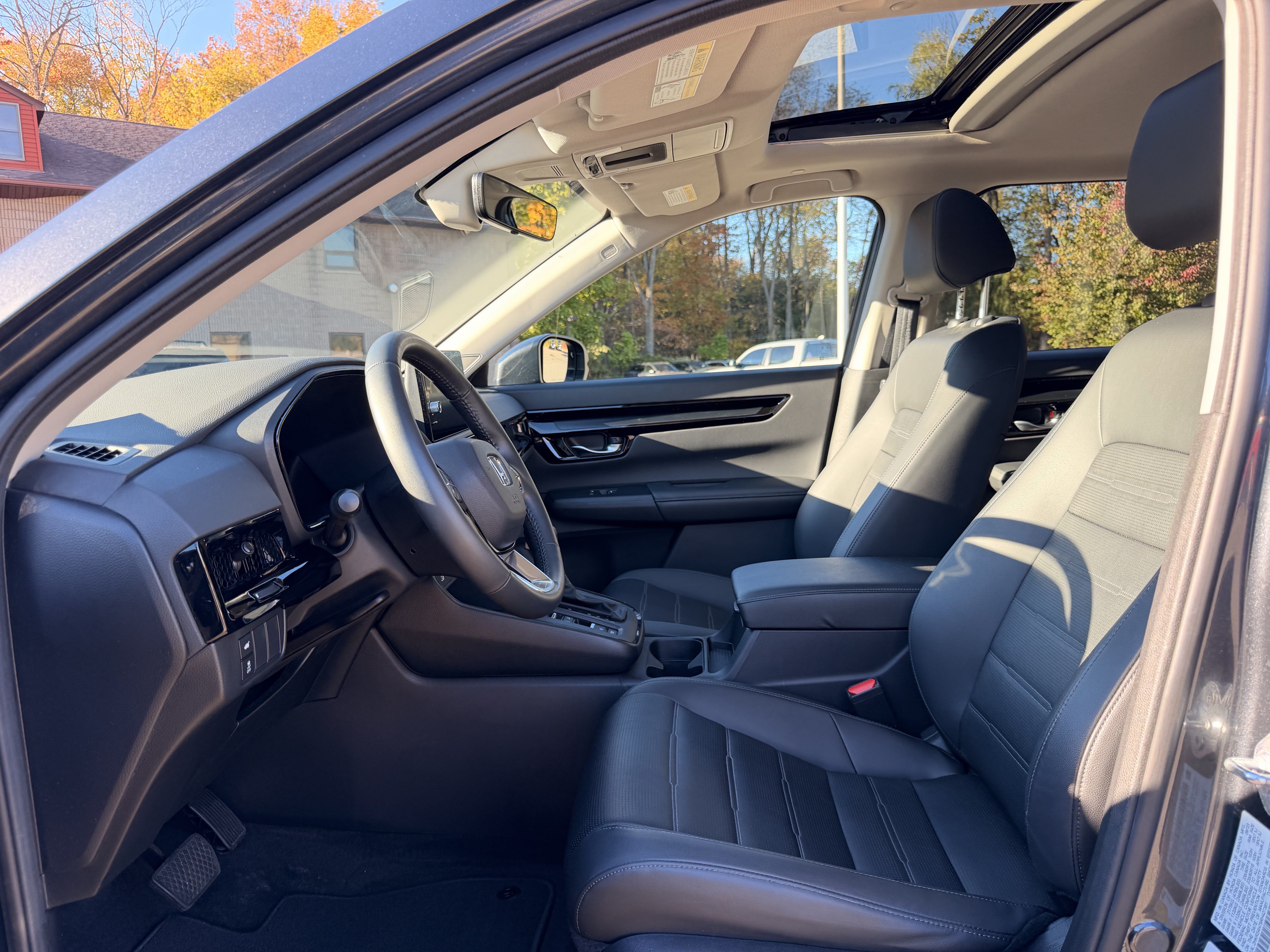 Used 2024 Honda CR-V EX-L image 14
