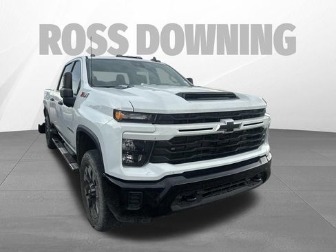 Used 2024 Chevrolet Silverado 2500 Custom w/ Custom Value Package AWD/4WD image 3