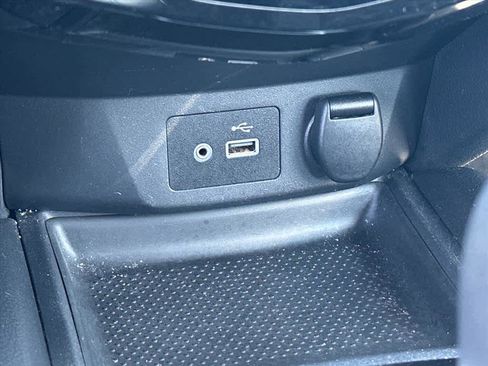 Used 2018 Nissan Rogue S image 21