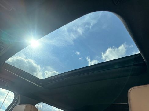 New 2025 Toyota 4Runner Limited image 17