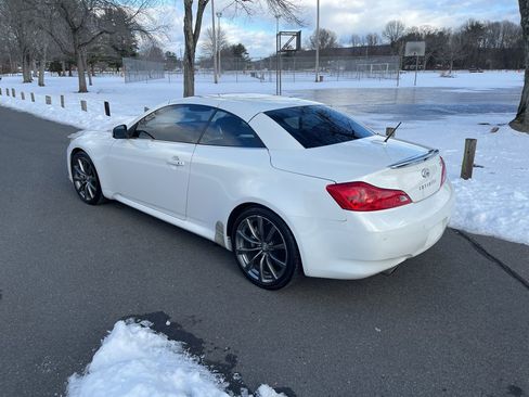 Used 2010 INFINITI G37 Sport image 9