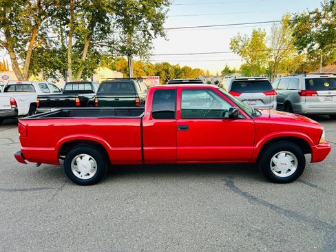 Used 2003 GMC Sonoma SLS w/ Convenience Package RWD image 6