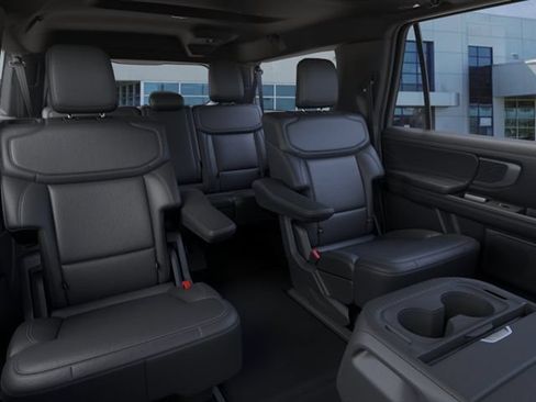 New 2026 Ford Expedition Max Platinum w/ Stealth Appearance Package AWD/4WD image 11