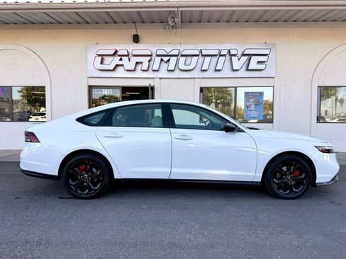 Used 2025 Honda Accord SE image 3