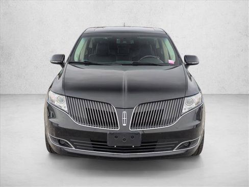 Used 2015 Lincoln MKT AWD w/ Equipment Group 201A image 2