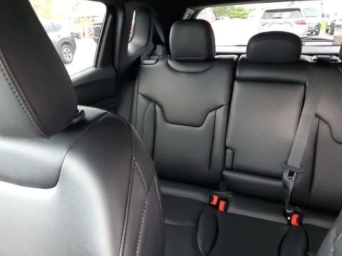 New 2026 Jeep Compass Limited image 14