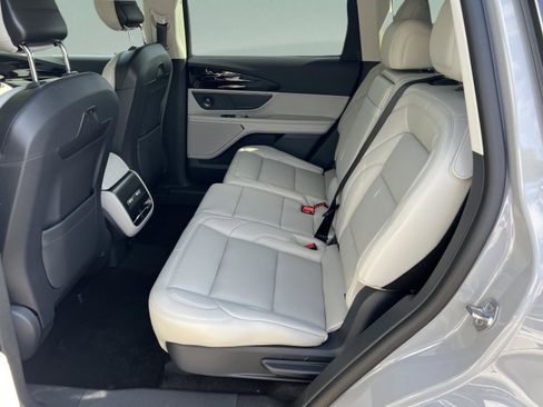 New 2026 Lincoln Nautilus Premier w/ Equipment Group 102A image 25