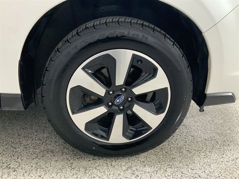 Used 2018 Subaru Forester 2.5i Premium image 14
