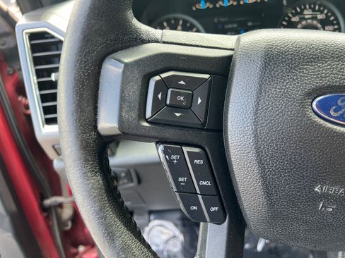 Used 2016 Ford F150 XLT w/ Equipment Group 302A Luxury AWD/4WD image 13