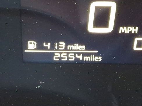 Used 2025 Nissan Kicks SV image 13