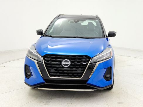 Used 2023 Nissan Kicks SR w/ SR Premium Package image 7