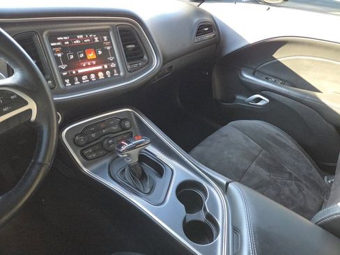 Used 2015 Dodge Challenger R/T Scat Pack w/ Leather Interior Group image 36