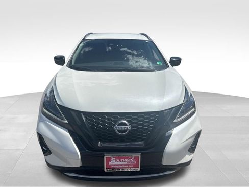 Used 2024 Nissan Murano SV w/ SV Midnight Edition Package FWD image 9