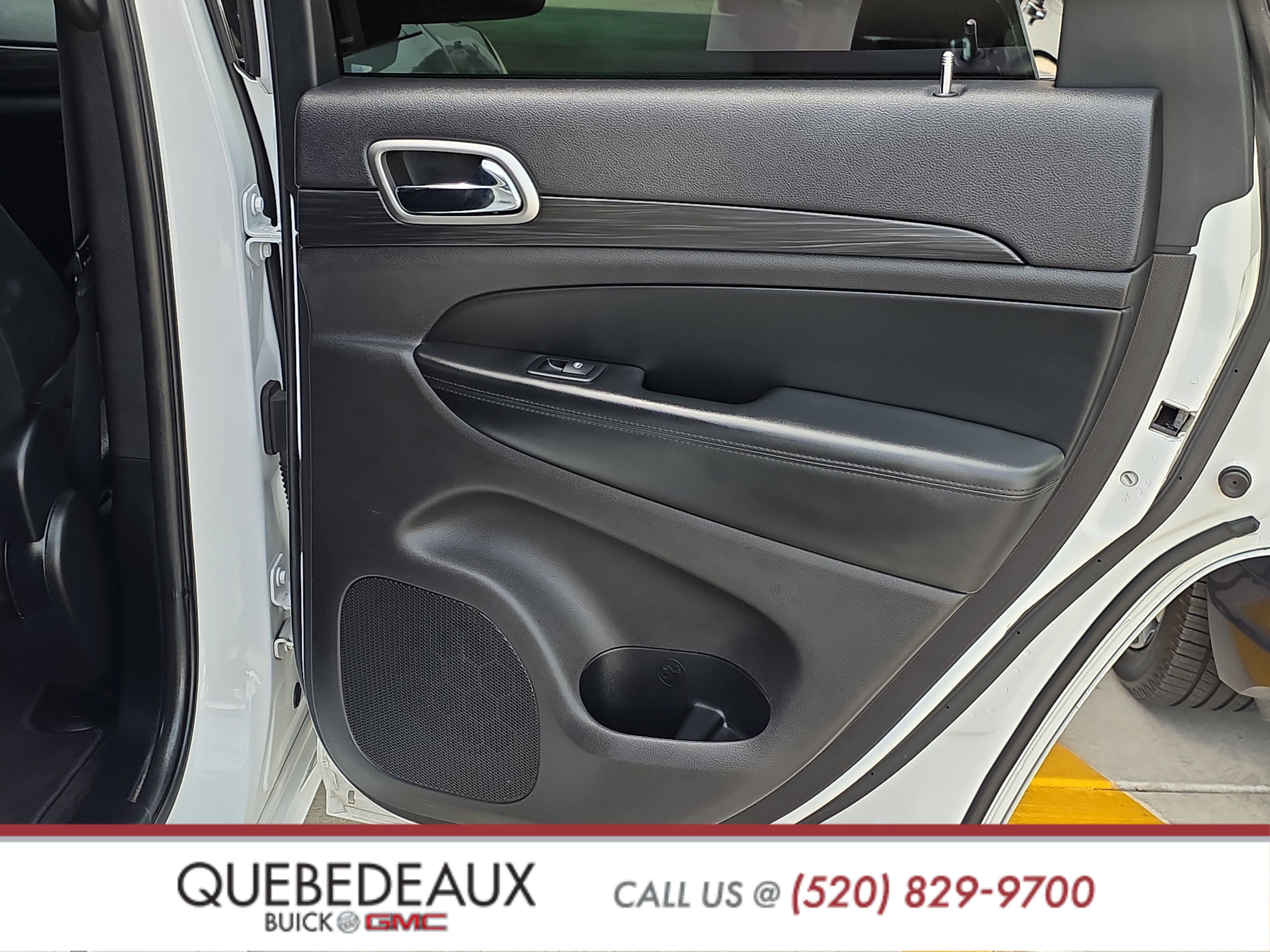 Used 2019 Jeep Grand Cherokee Altitude RWD image 23