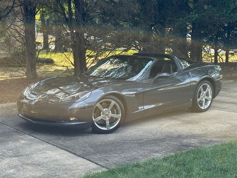 Used 2009 Chevrolet Corvette Coupe RWD image 14