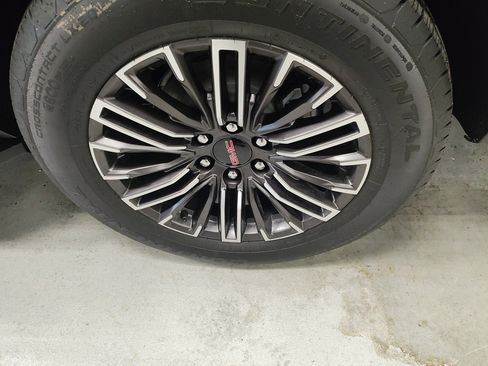 New 2026 GMC Yukon Elevation image 21