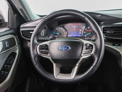 Used 2023 Ford Explorer XLT w/ Equipment Group 202A image 12