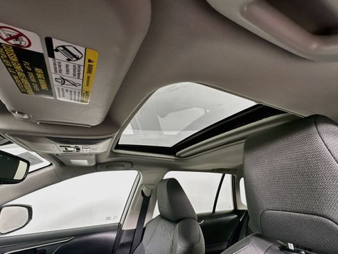 Certified 2020 Toyota RAV4 XLE w/ Convenience Package AWD/4WD image 22