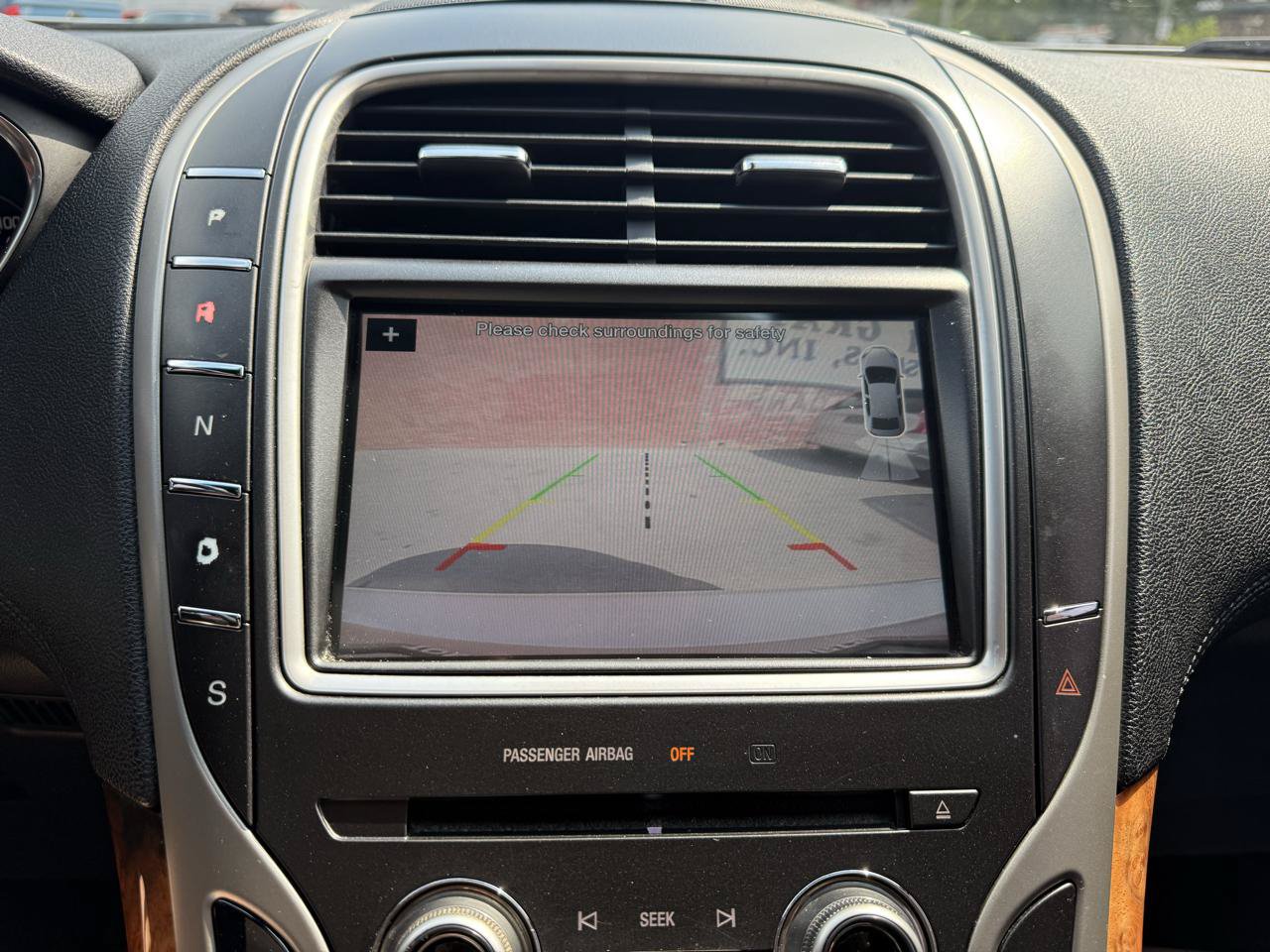 Used 2016 Lincoln MKX Select w/ Select Plus Package AWD/4WD image 12