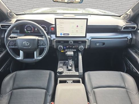 Used 2025 Toyota 4Runner TRD Off-Road Premium w/ Tow Technology Package AWD/4WD image 10