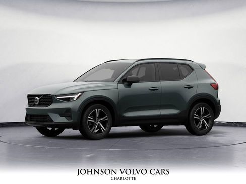 New 2026 Volvo XC40 B4 Core w/ Climate Package image 1