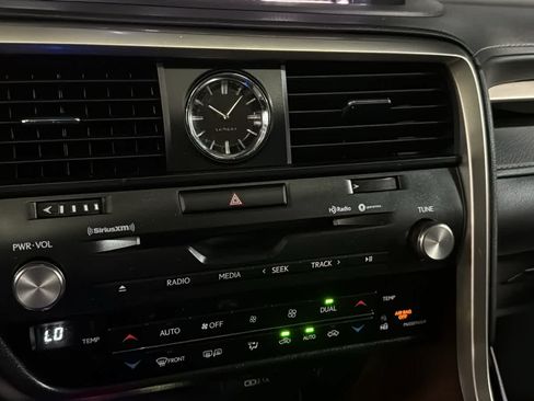 Used 2020 Lexus RX 350 AWD w/ Premium Package image 19