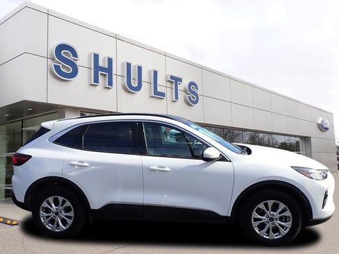 Certified 2023 Ford Escape Active w/ Tech Pack #2 image 4