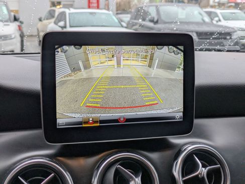 Used 2019 Mercedes-Benz GLA 250 image 21