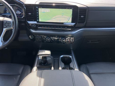 Used 2023 Chevrolet Silverado 1500 LTZ AWD/4WD image 20