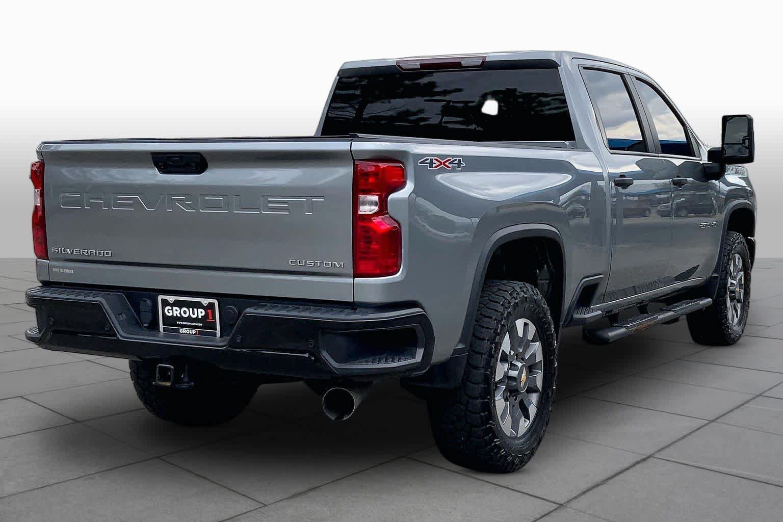Used 2024 Chevrolet Silverado 2500 Custom w/ Custom Value Package AWD/4WD image 13