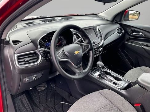 Used 2023 Chevrolet Equinox LT image 12