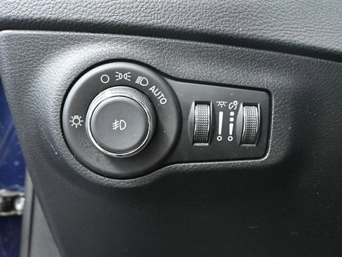 Used 2019 Jeep Compass Trailhawk AWD/4WD image 30